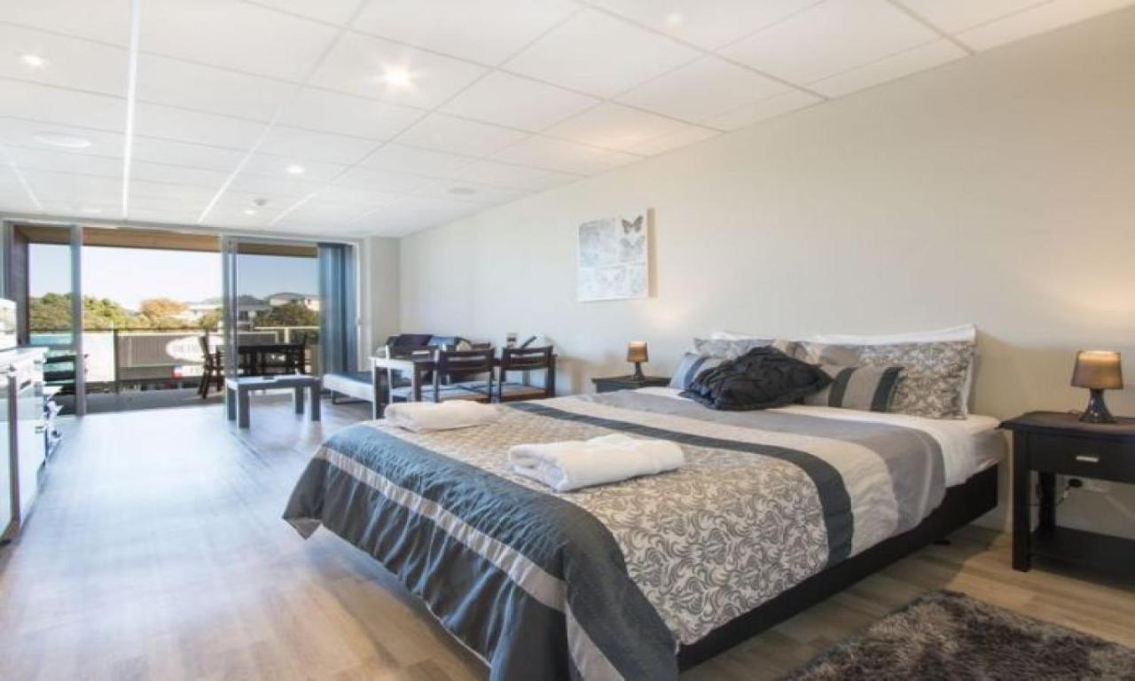 Beach Pacific Apartments Waihi Phòng bức ảnh